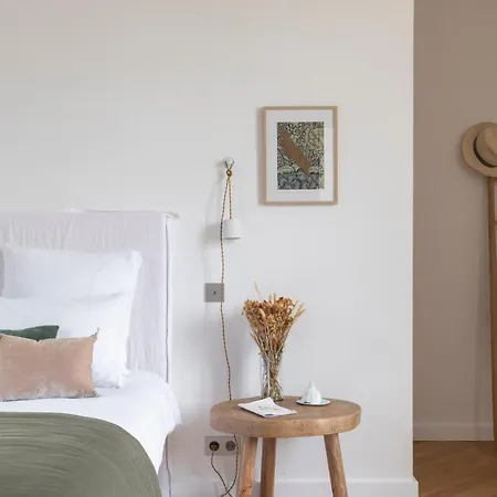 Chateau Toulouse-lautrec Bed & Breakfast *