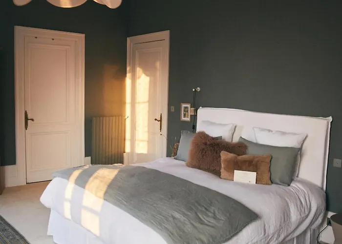 Chateau Toulouse-lautrec Bed & Breakfast 4*